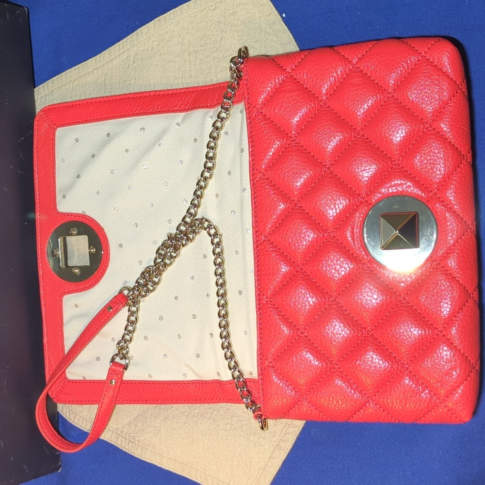 Kate Spade Red Quilted Shoulder Bag with Chain Strap NWOT ASKING ONLY $110 - Picture 4 of 10